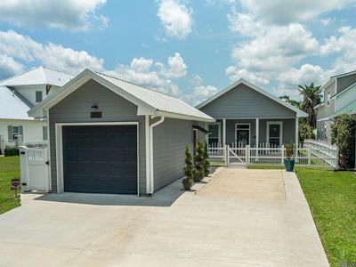 12361 Home Port Dr, Maurepas, LA, 70449