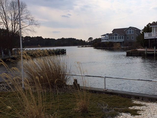 1st image of 244 Bayshore Dr