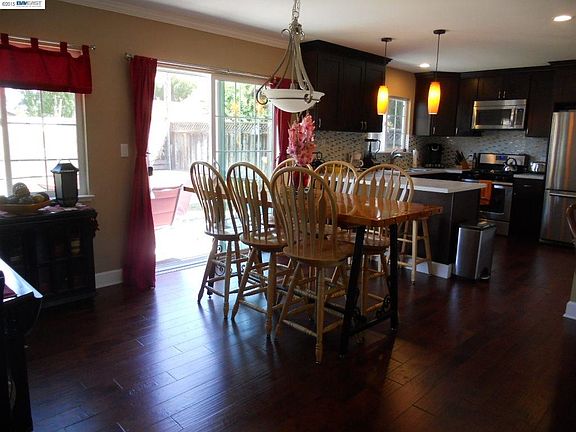 5th image of 7973 Caroline Ct