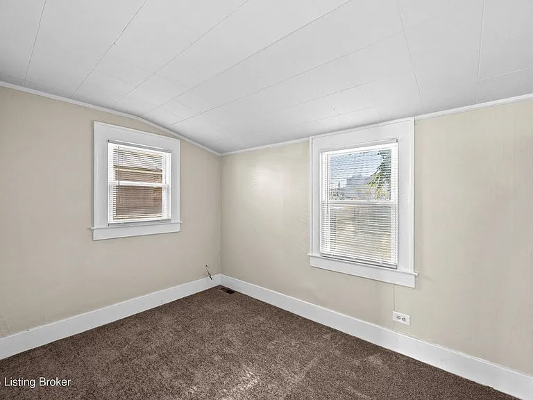 3129 Taylor Blvd — Photo 7