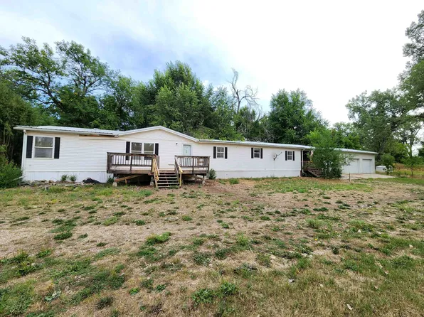 723 11th Ave, Belle Fourche, SD 57717