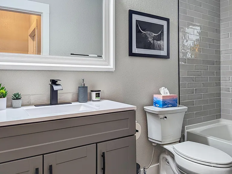 2308 W Bijou St #101 — Photo 16