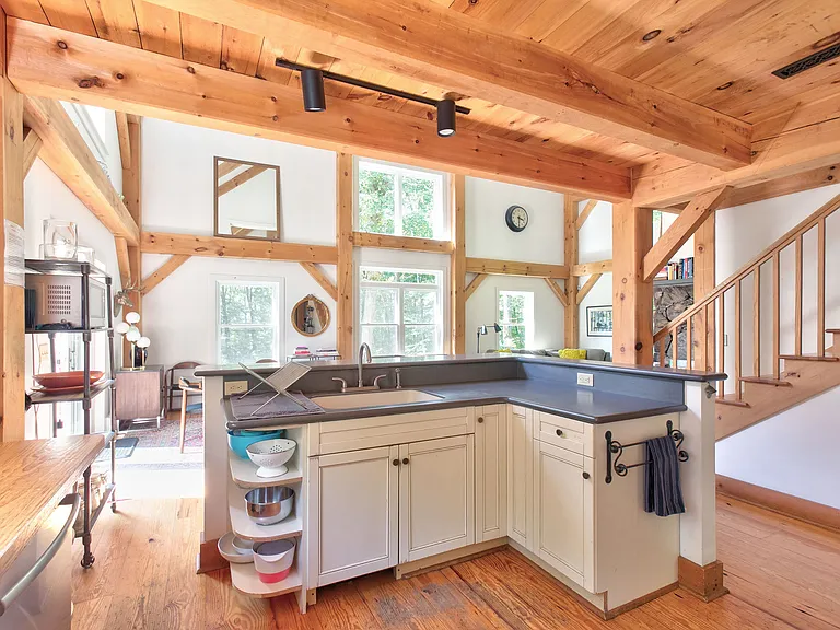 80 Mount Hunger Rd — Photo 13