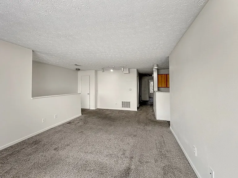 5360 Glenn Cross Rd — Photo 19