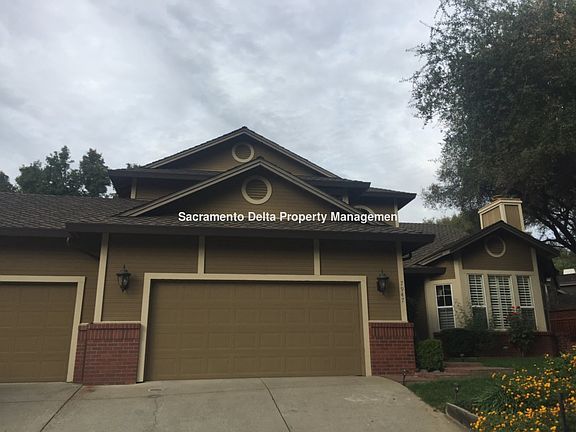 2nd image of 7947 Clover Hill Ln