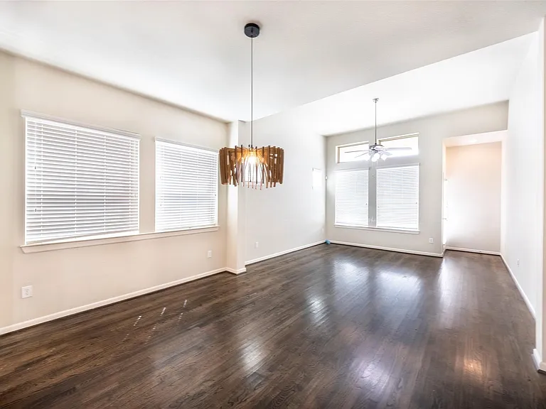 1217 Naples Dr — Photo 20