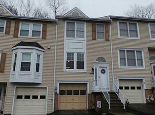479 Cherryhill Dr, Bridgeville, PA 15017