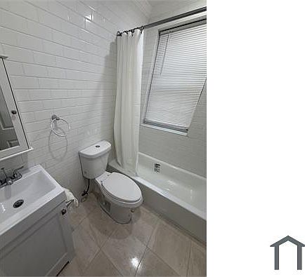 5th image of 5111 Lena St