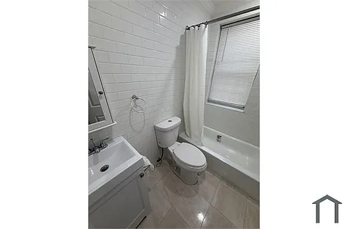 5111 Lena St Photo 1