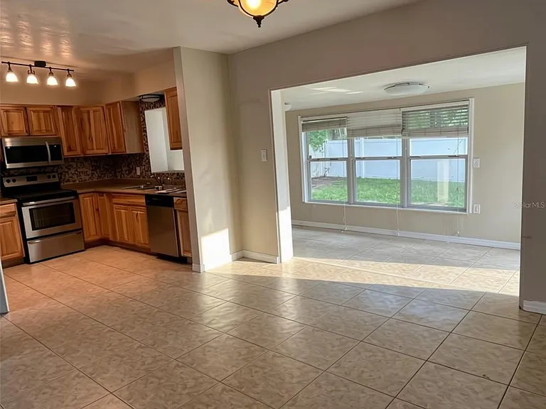 1640 Orange Ave — Photo 6