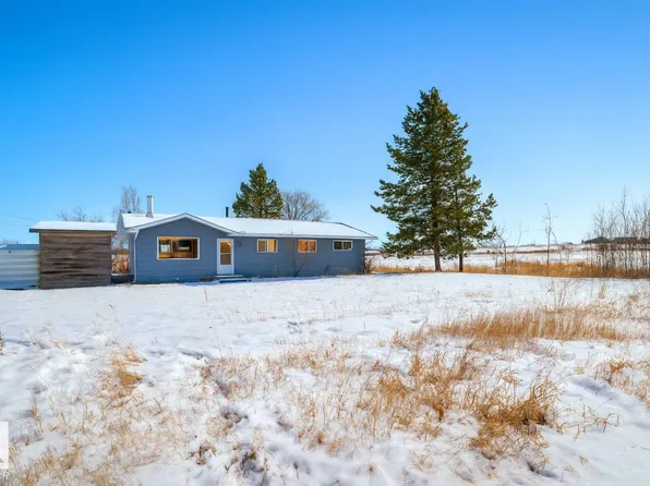 4715 49th Ave, Czar, AB T0B 0Z0