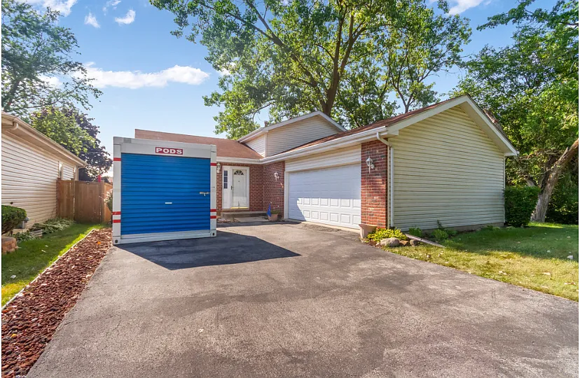 3420 Loverock Ln photo 1
