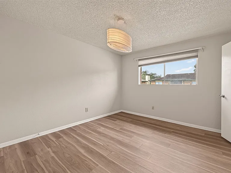 1516 Bay Area Blvd #H10 — Photo 11