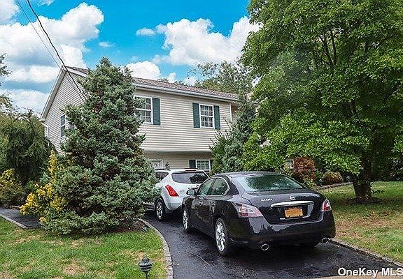 2nd image of 5 Academy Ln