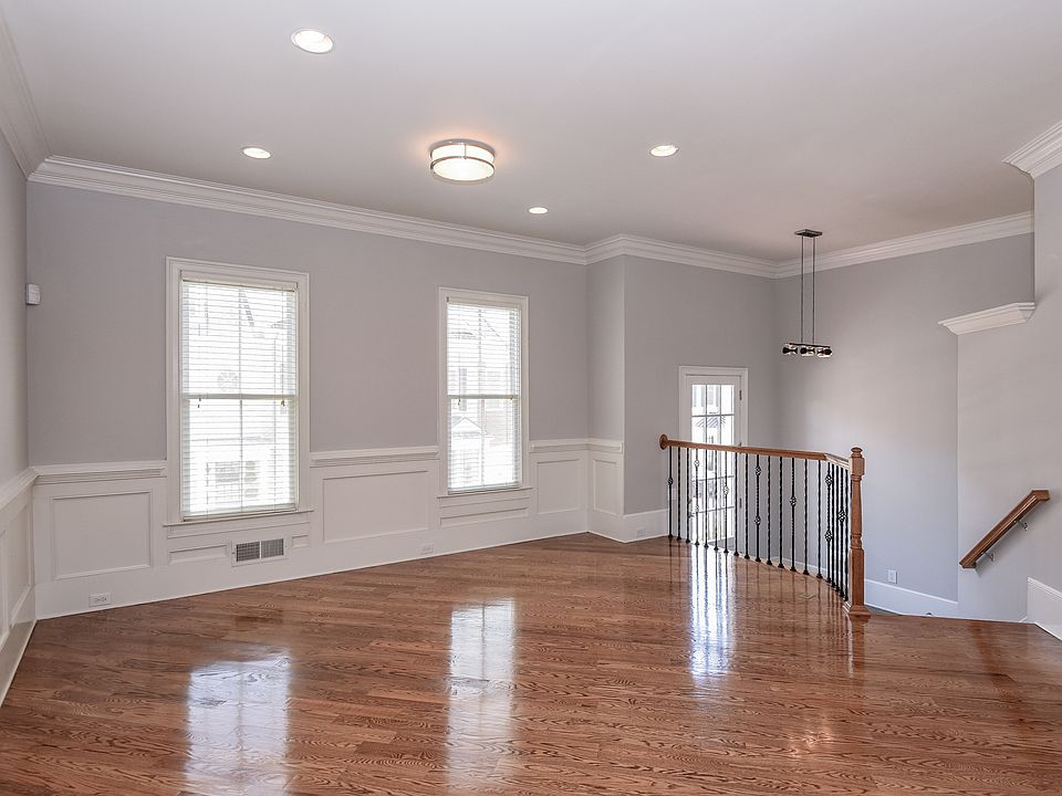 1st image of 2229 Edgartown Ln SE