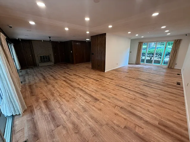 17482 Falling Water Rd — Photo 12