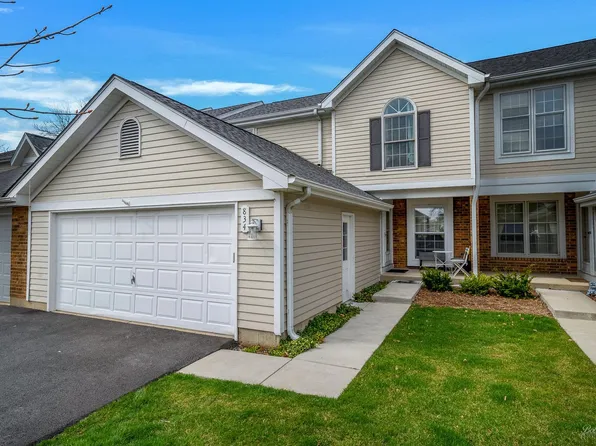 834 Golf Course Rd, Crystal Lake, IL 60014