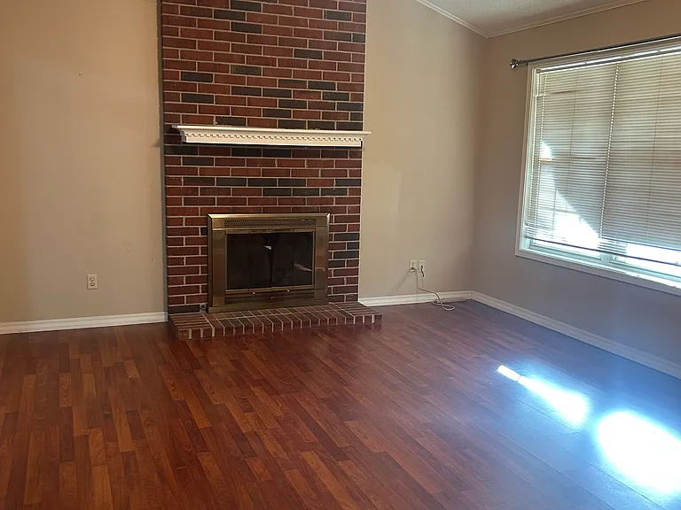 1812 Corley St — Photo 7