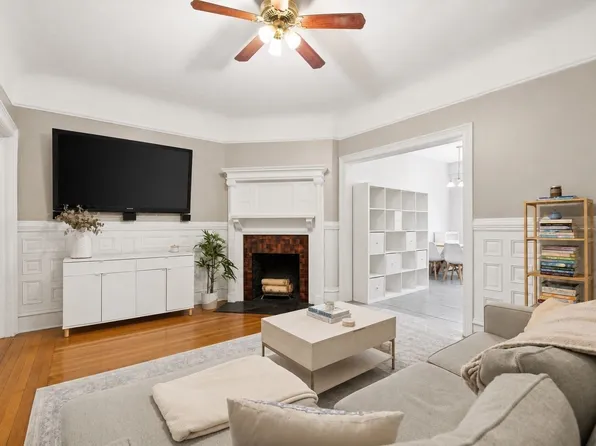 259 Beacon St APT 23, Boston, MA 02116
