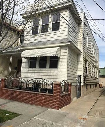 2nd image of 8635 126th St