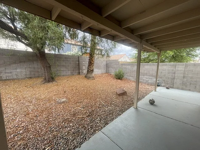 1429 Lilac Breeze Cir — Photo 16