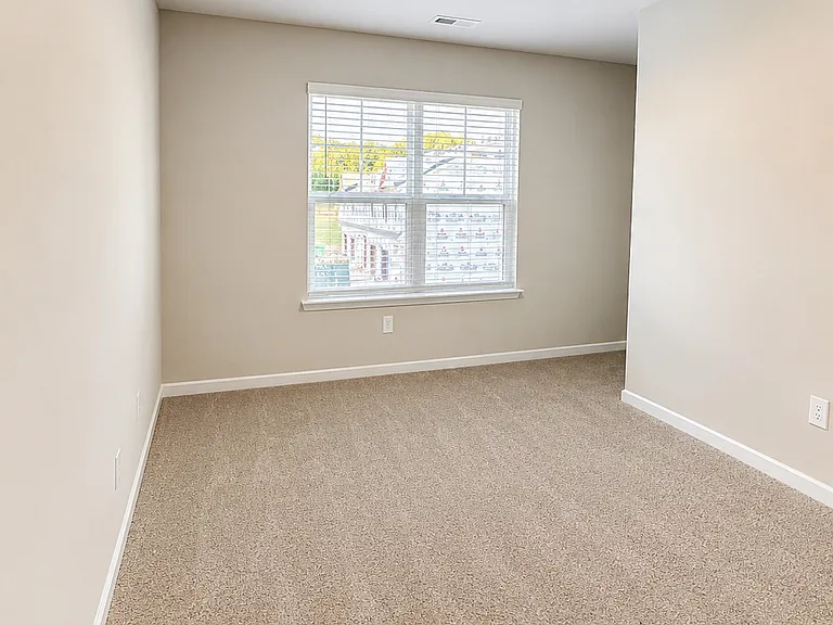 4725 Muskogee Dr — Photo 15