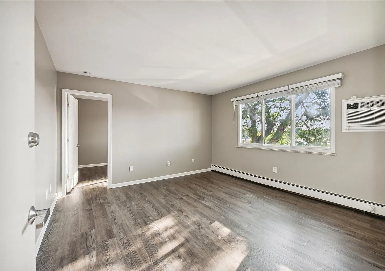 4060 Royer Rd - 36 — Photo 2