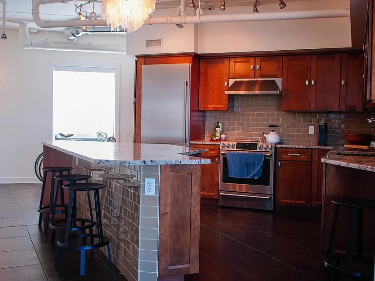 1350 Lawrence St #6D — Photo 3