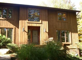 11600 Twin Mills Ln, Chardon, OH 44024