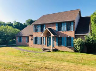 1375 Normandy Dr, Newark, OH 43055