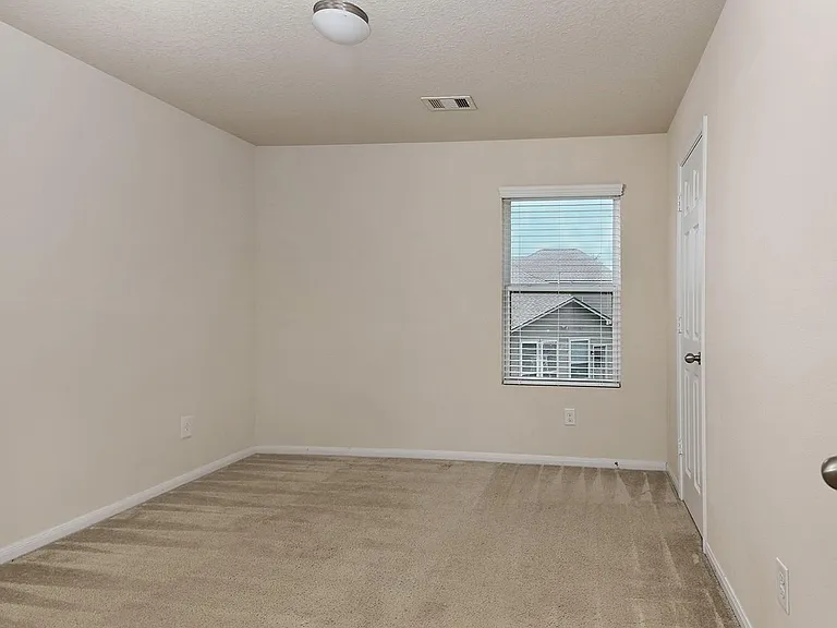 9960 Hyacinth Way — Photo 11