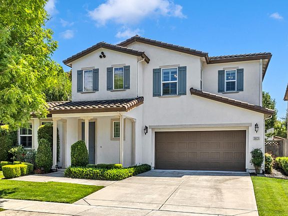 2nd image of 5820 Melones Way