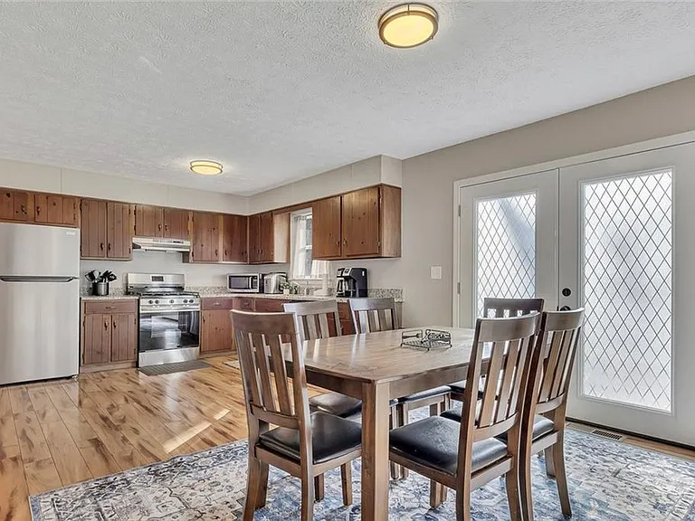 303 Nottingham Dr — Photo 7