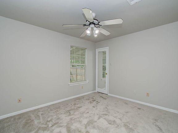 4th image of 10131 Tangiers Rd