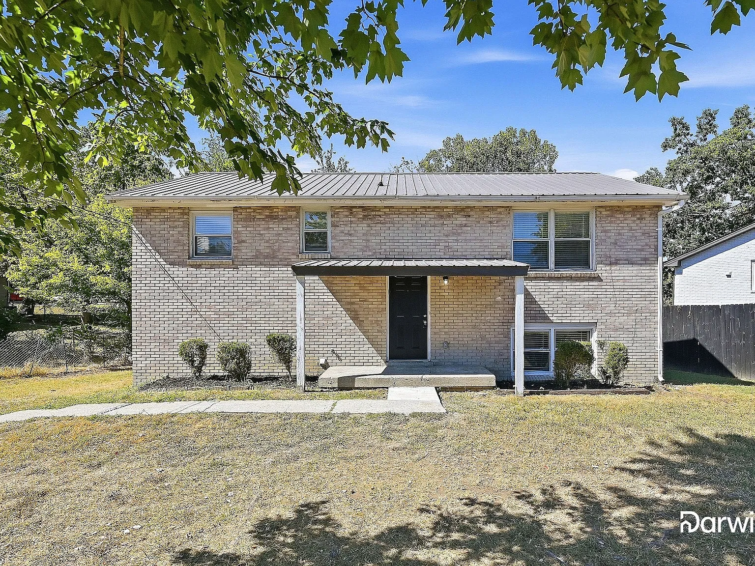 3 bed, 2.0 bath, 1650 sqft, $1,820 — Photo 1
