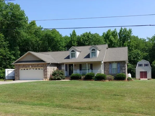 504 Evergreen Trl, Thomasville, NC 27360