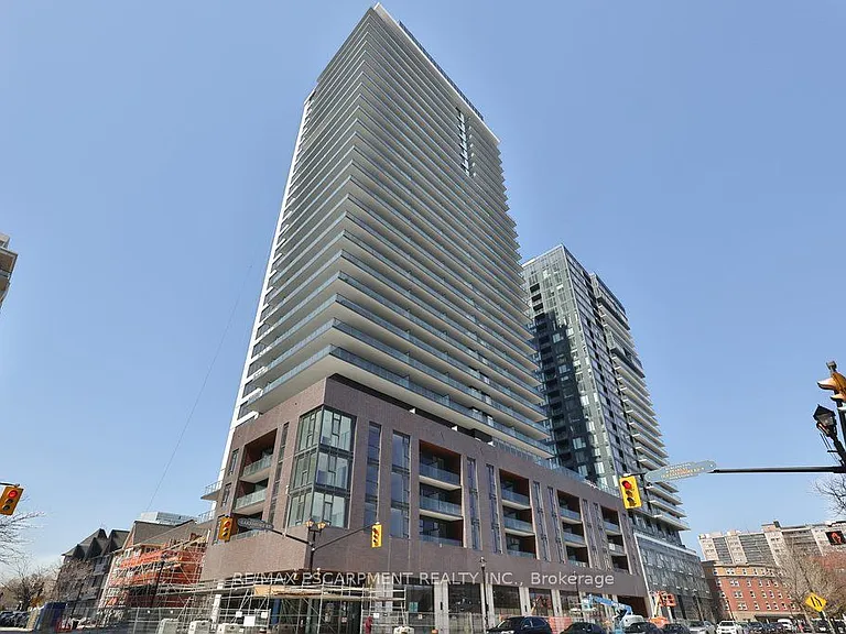 2075 Lakeshore Rd #304 — Photo 1