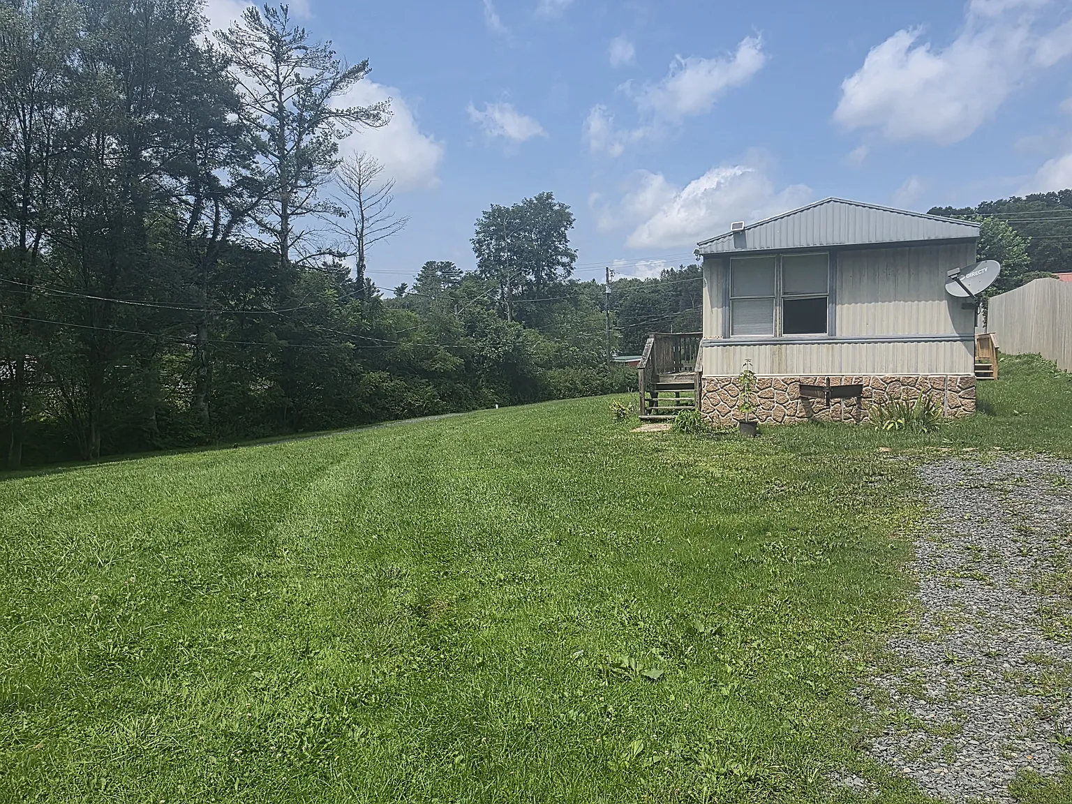 2 bed, $1,000 — Photo 3