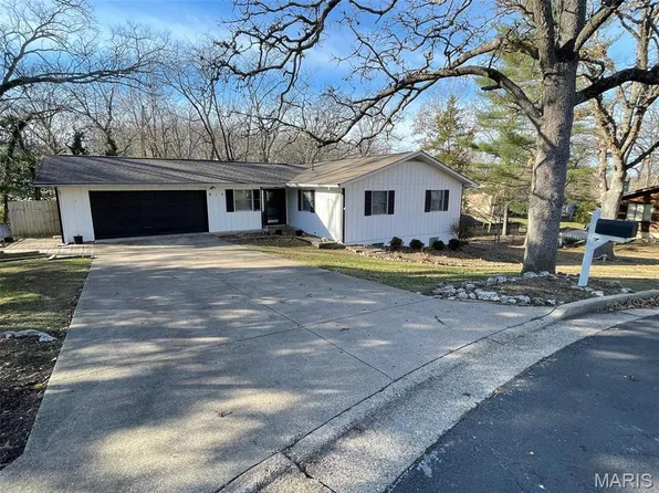 812 Cedar Hill Ct, Rolla, MO 65401