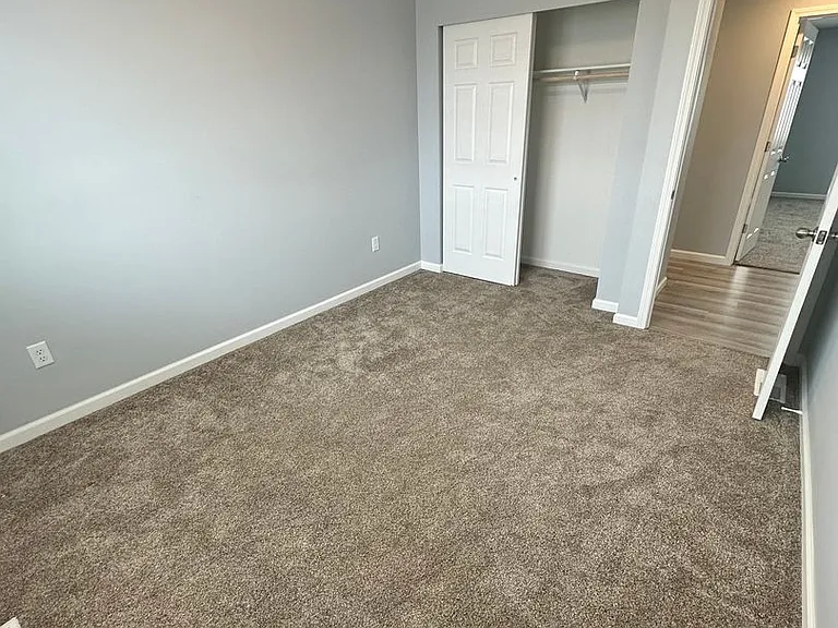 2513 Ivory St — Photo 20
