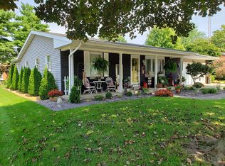 525 Virginia Ave, Taylorville, IL 62568