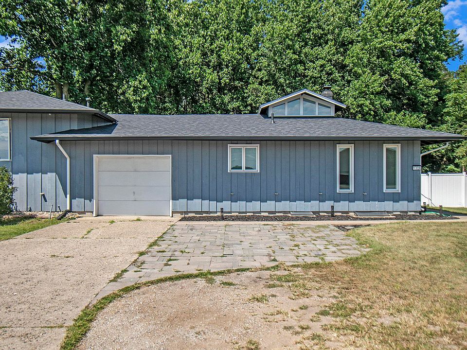 1st image of 1328 County Road 6 E