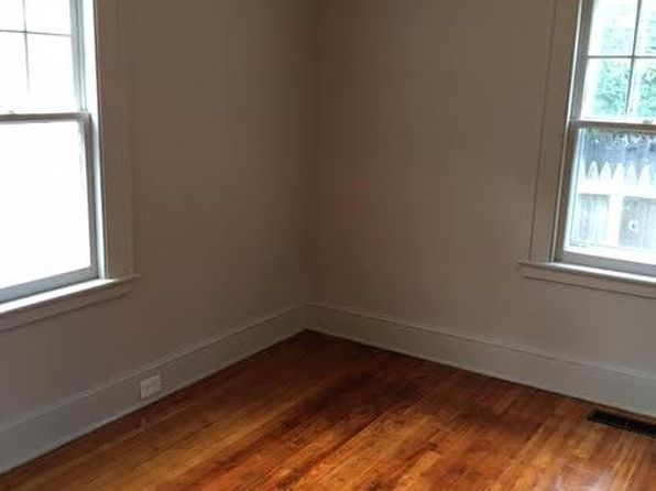 166 Grove St
