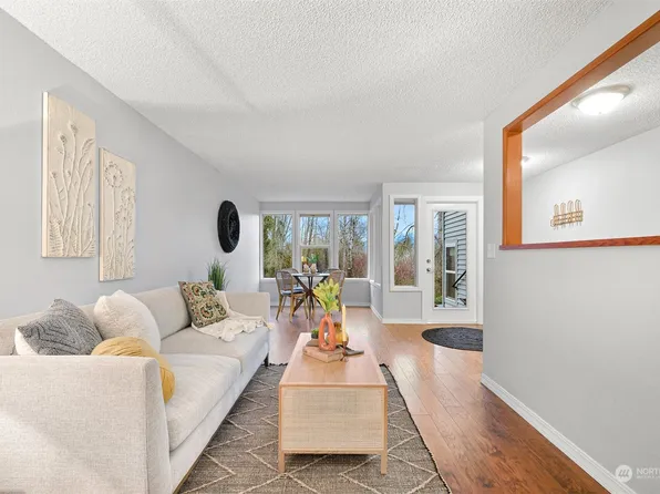 3700 Alabama #104, Bellingham, WA 98229