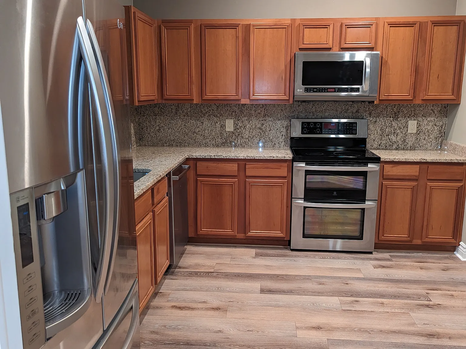 3 bed, 1550 sqft, $2,700 — Photo 3