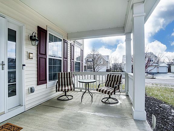 3rd image of 2802 Deverell Dr
