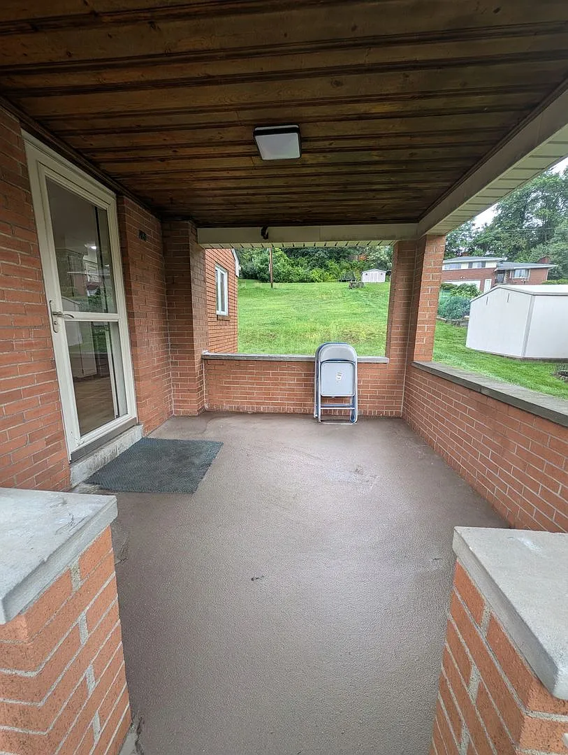 Newly Renovated 3Bd/2 Bath Home -- Available NOW! — Photo 2