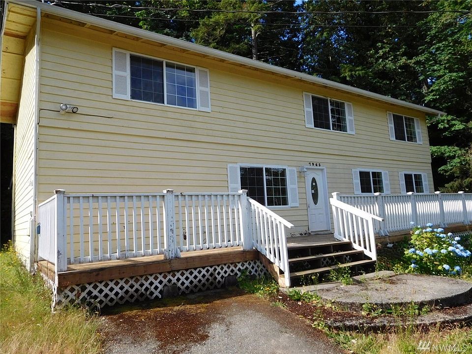 1st image of 7965 University Point Cir NE