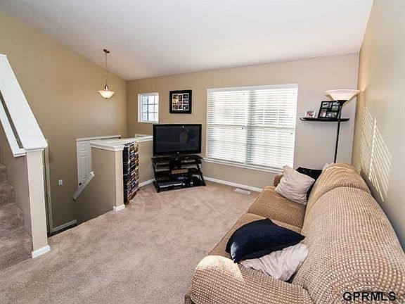 2nd image of 15844 Rosewood St