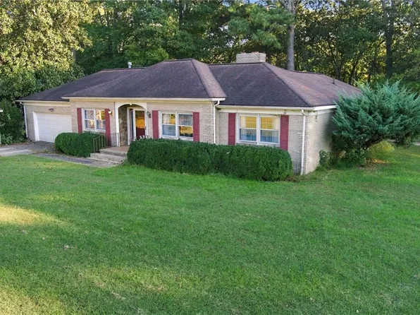 6 Field Dr, Smithfield, VA 23430